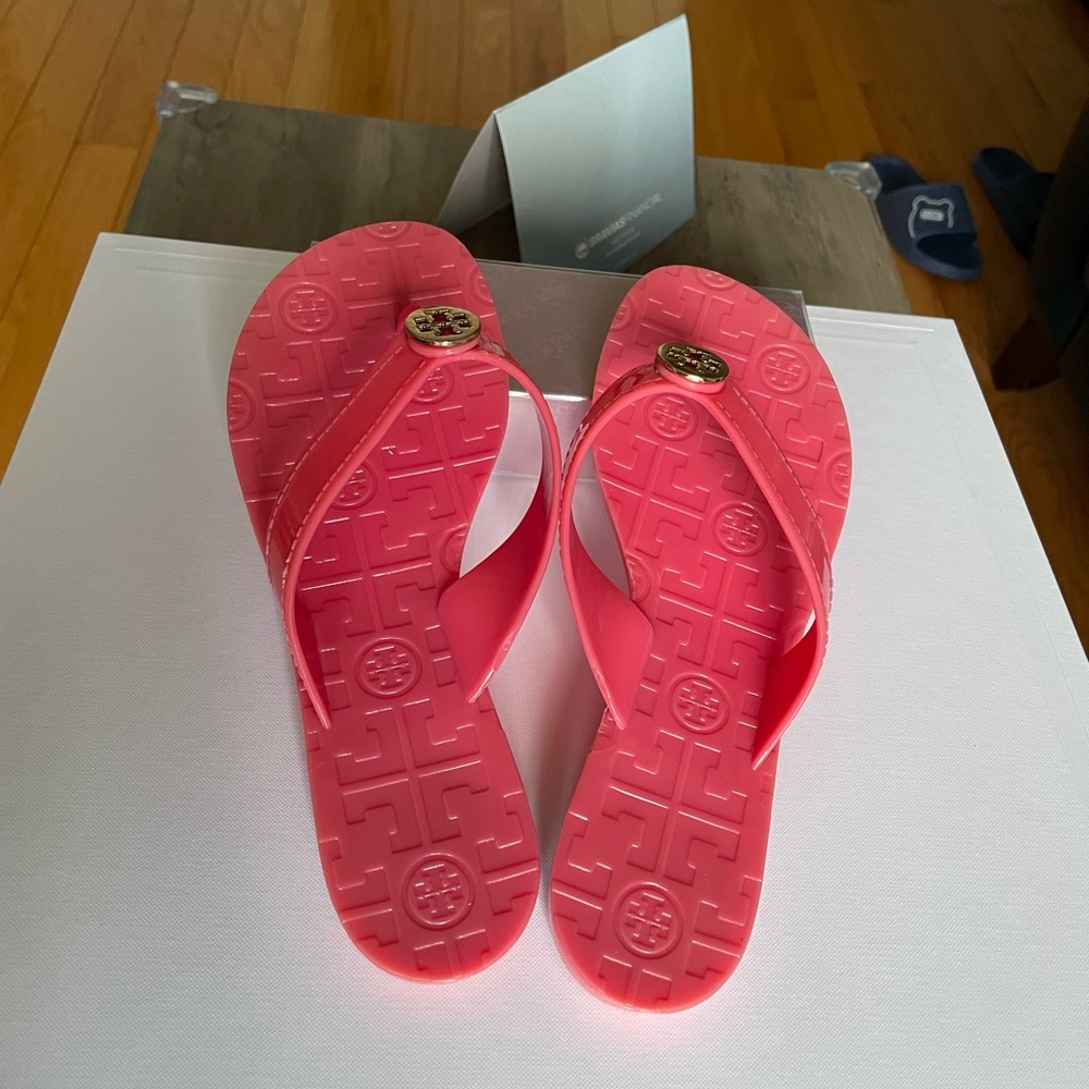 Troy Burch women hot pink jelly flip flop